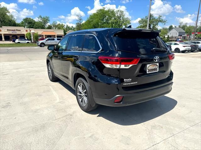 used 2019 Toyota Highlander car, priced at $24,995