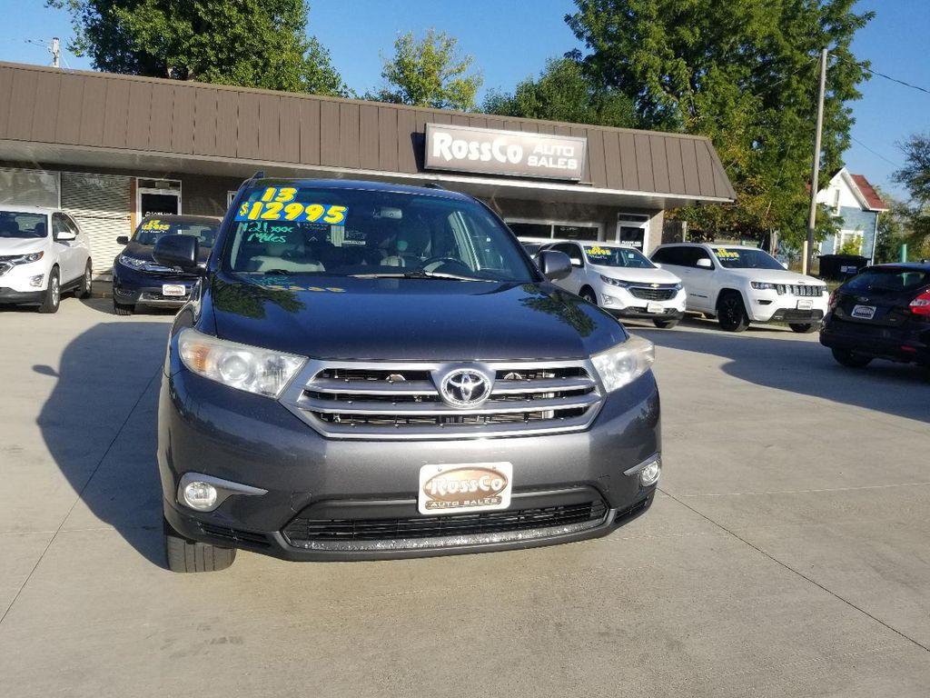 used 2013 Toyota Highlander car, priced at $12,995