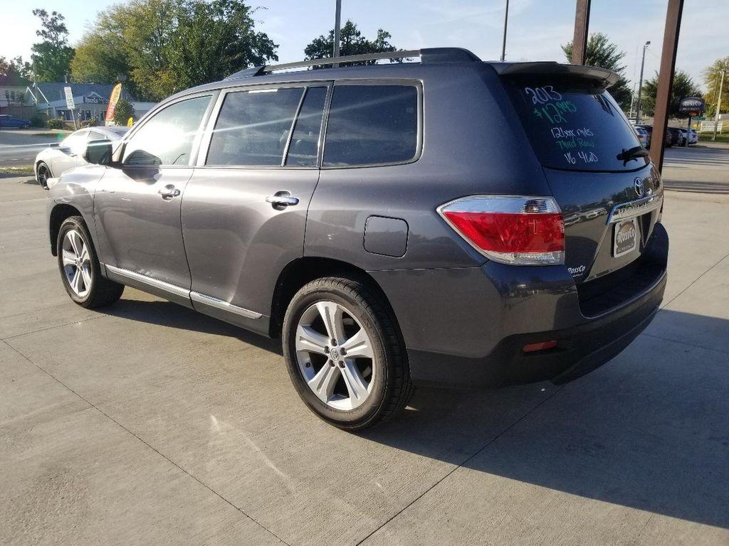 used 2013 Toyota Highlander car, priced at $12,995