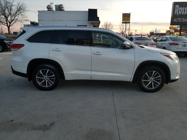 used 2018 Toyota Highlander car, priced at $20,995