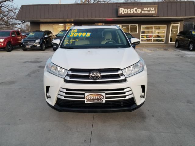 used 2018 Toyota Highlander car, priced at $20,995