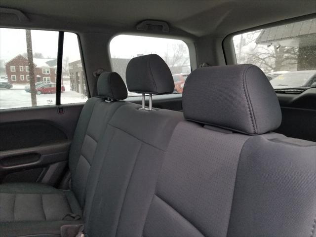 used 2006 Honda Pilot car, priced at $3,495