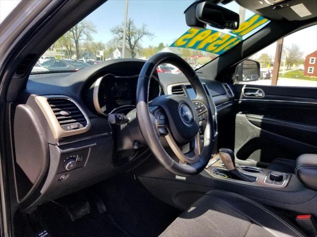 used 2016 Jeep Grand Cherokee car, priced at $15,695