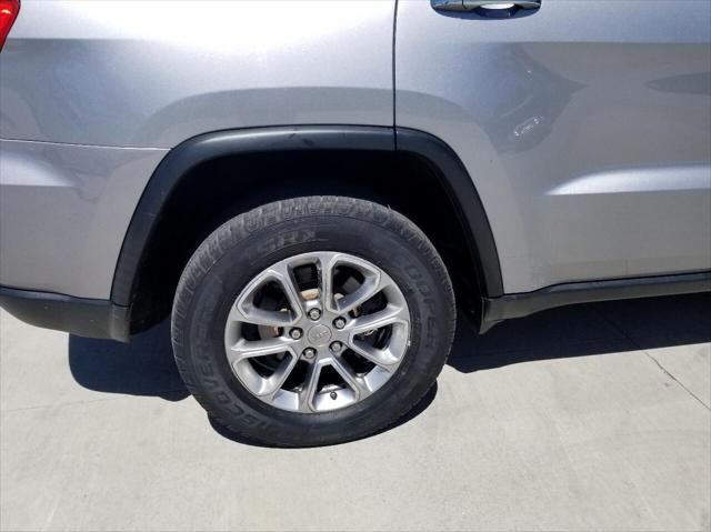 used 2016 Jeep Grand Cherokee car, priced at $15,695