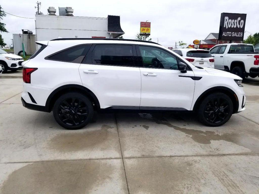 used 2022 Kia Sorento car, priced at $30,995
