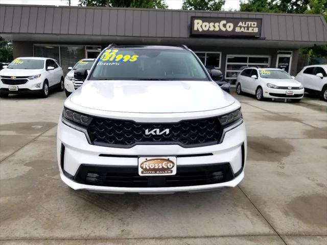 used 2022 Kia Sorento car, priced at $31,995