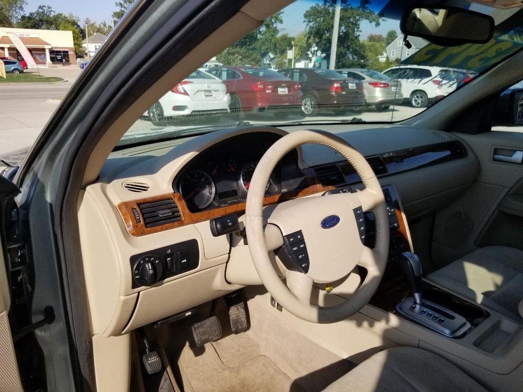 used 2005 Ford Five Hundred car, priced at $3,995