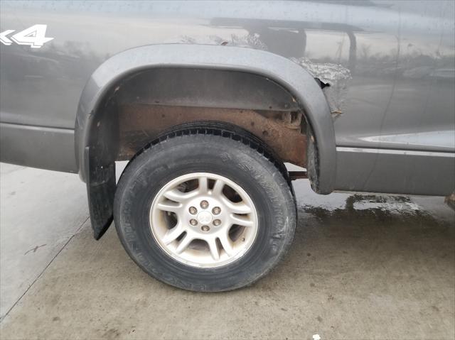 used 2004 Dodge Dakota car, priced at $2,495