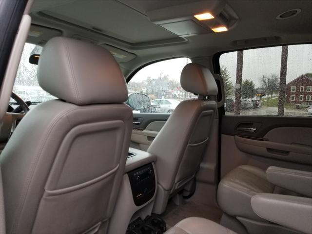 used 2012 Chevrolet Suburban car, priced at $5,995