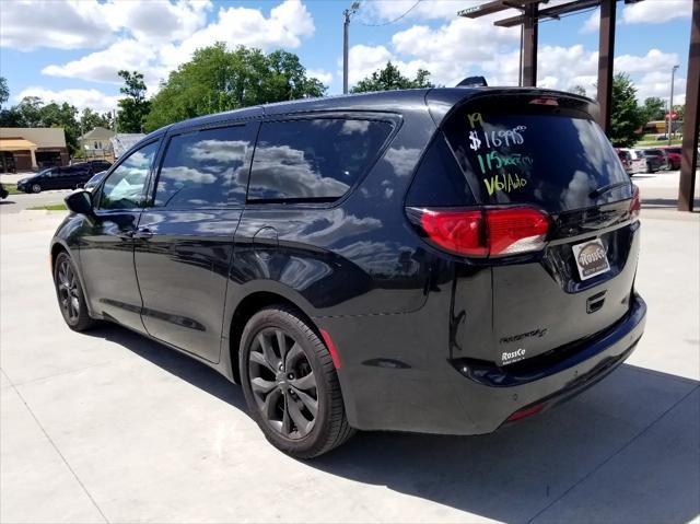 used 2019 Chrysler Pacifica car, priced at $14,995