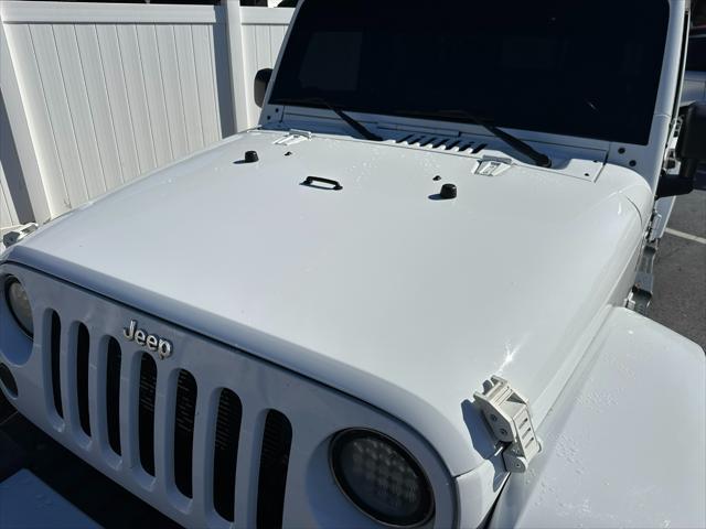 used 2013 Jeep Wrangler Unlimited car, priced at $15,995