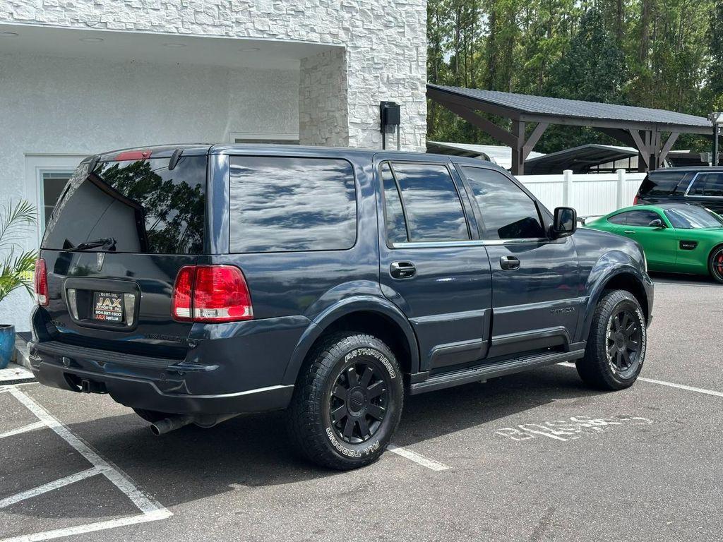used 2004 Lincoln Navigator car, priced at $4,995