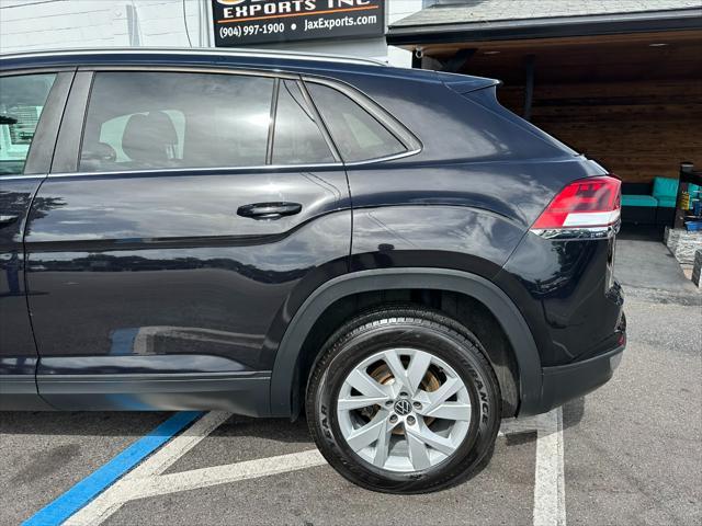 used 2020 Volkswagen Atlas Cross Sport car, priced at $17,495