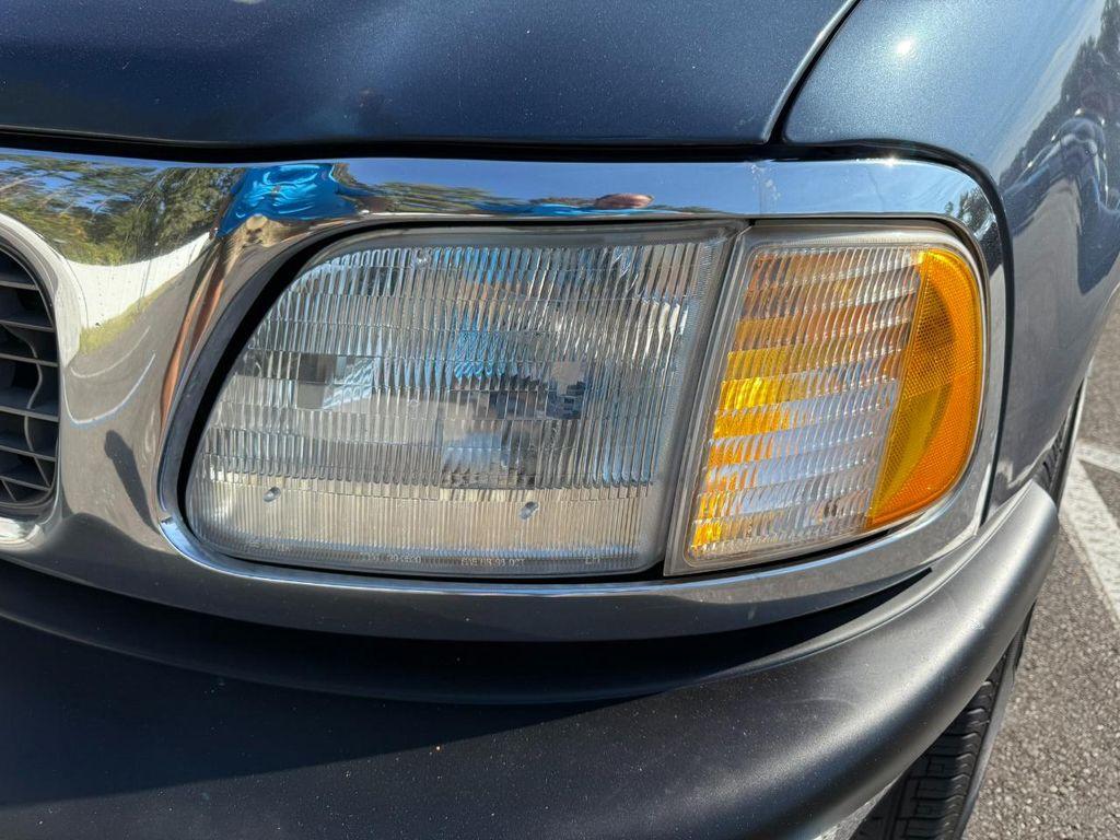 used 1998 Ford Expedition car, priced at $2,495