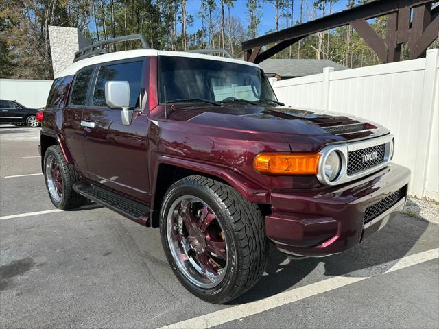 used 2007 Toyota FJ Cruiser car, priced at $18,995