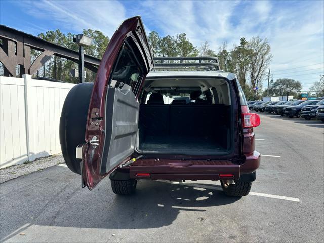 used 2007 Toyota FJ Cruiser car, priced at $18,995