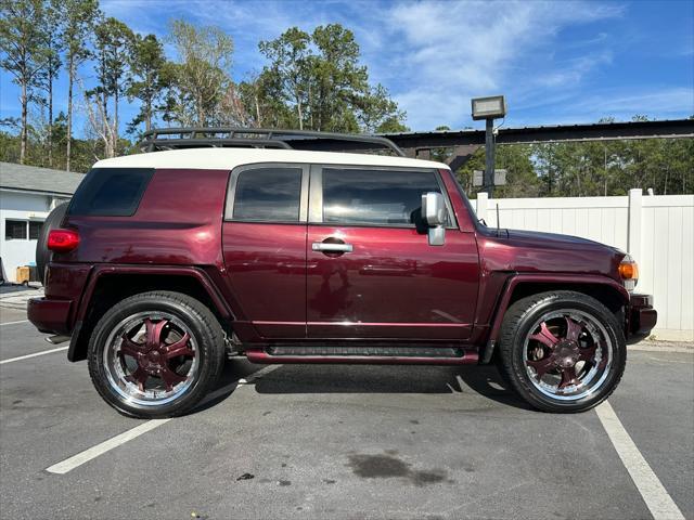 used 2007 Toyota FJ Cruiser car, priced at $18,995