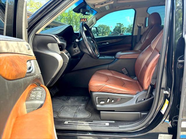 used 2018 Cadillac Escalade ESV car, priced at $35,495