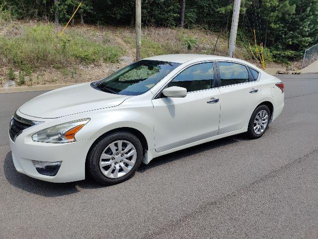 used 2015 Nissan Altima car, priced at $9,999