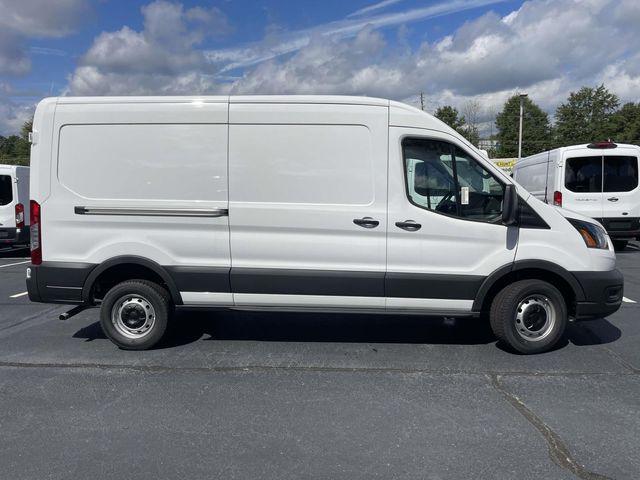 new 2025 Ford Transit-250 car