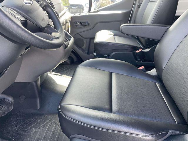 new 2025 Ford Transit-250 car