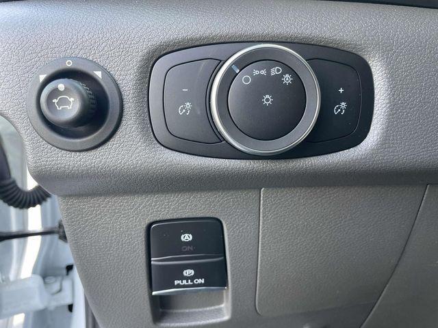 new 2025 Ford Transit-250 car