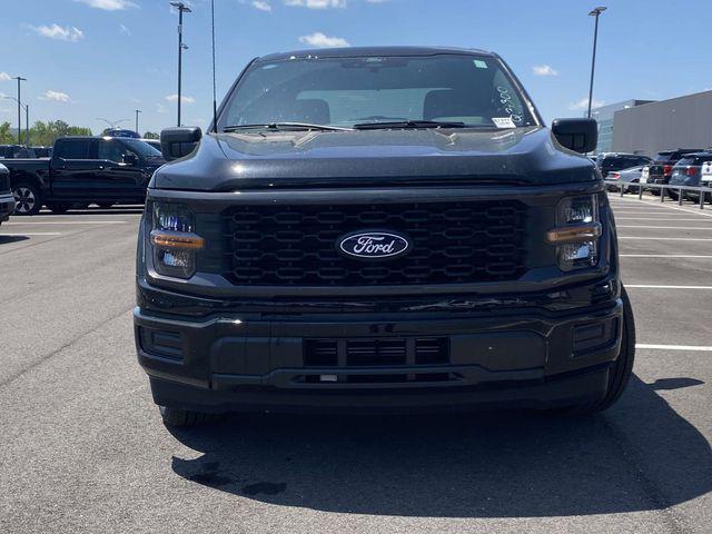 new 2025 Ford F-150 car, priced at $43,001