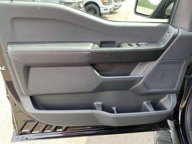 new 2025 Ford F-150 car, priced at $47,246