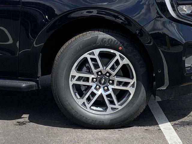new 2025 Ford Expedition Max car, priced at $70,910