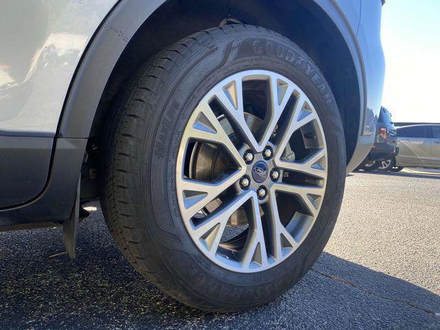 used 2022 Ford Escape car, priced at $18,899