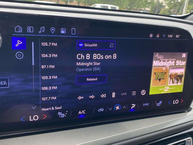 used 2024 Chevrolet Traverse car, priced at $33,487