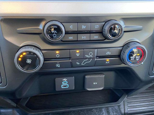 new 2024 Ford F-250 car, priced at $42,425