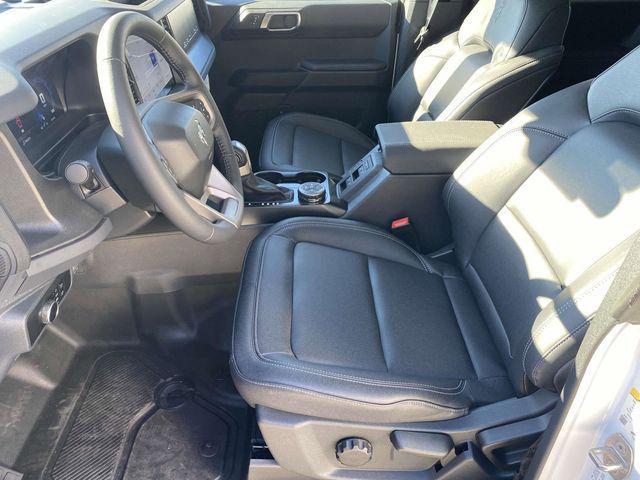 new 2025 Ford Bronco car, priced at $45,032