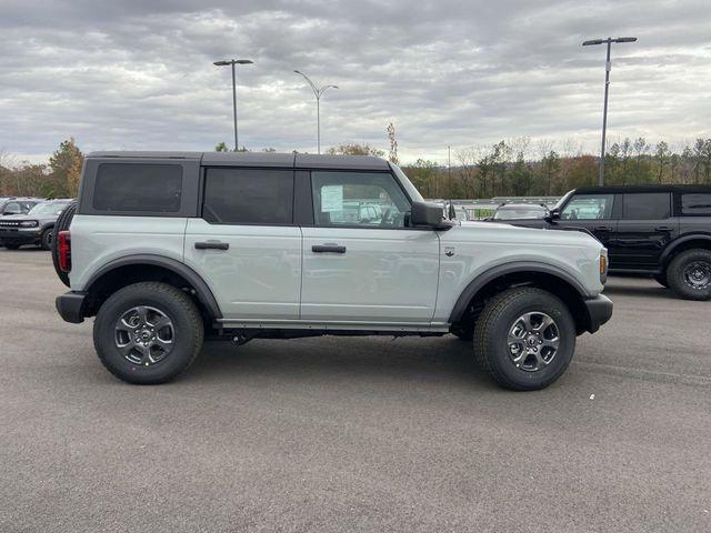 new 2024 Ford Bronco car, priced at $44,556