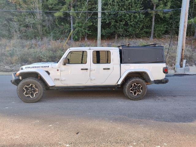 used 2022 Jeep Gladiator car, priced at $36,594