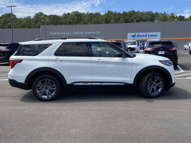 new 2025 Ford Explorer car, priced at $43,702