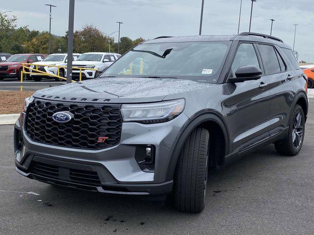 new 2025 Ford Explorer car, priced at $55,002