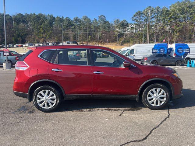 used 2015 Nissan Rogue car, priced at $9,999