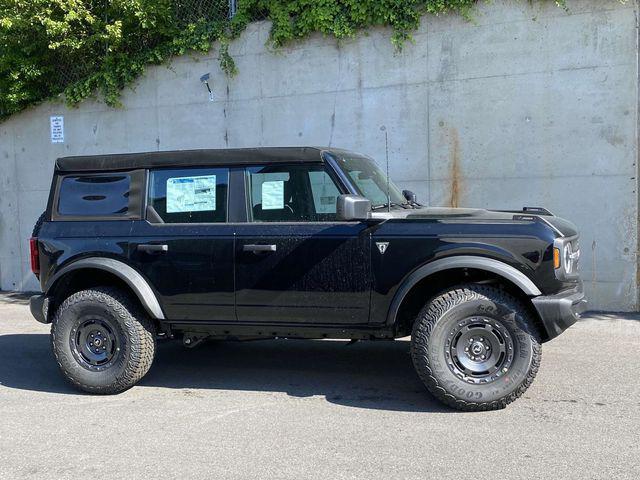 new 2025 Ford Bronco car, priced at $44,297