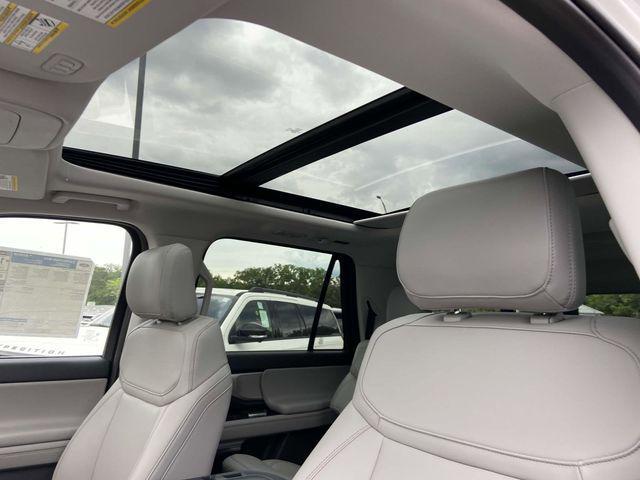 new 2025 Ford Expedition Max car, priced at $71,905
