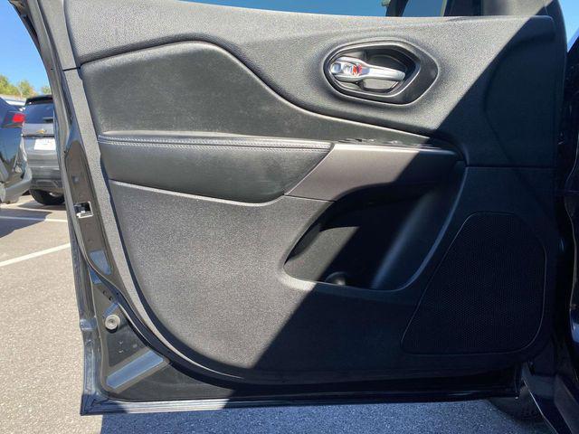 used 2020 Jeep Cherokee car, priced at $13,999