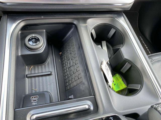 new 2025 Ford Expedition car, priced at $80,490