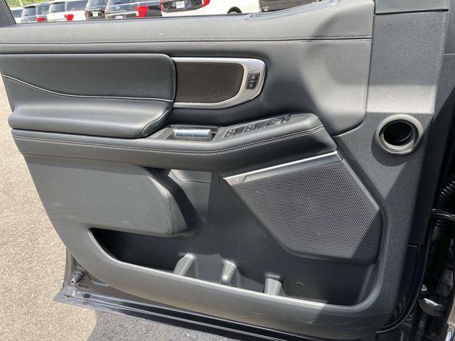 new 2025 Ford Expedition car, priced at $80,490
