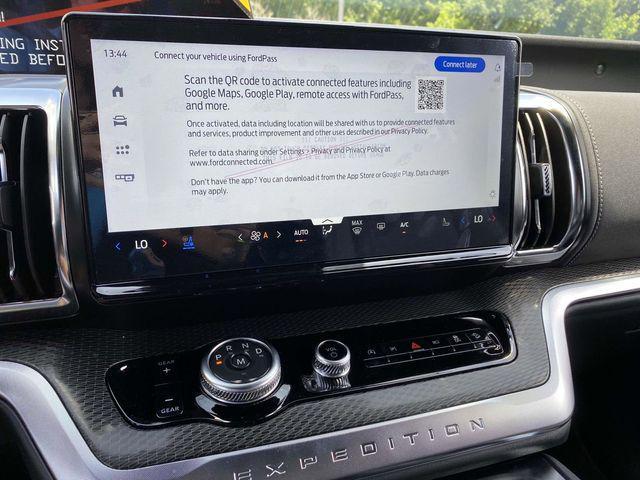 new 2025 Ford Expedition car, priced at $80,490