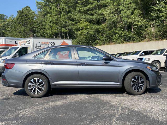 used 2022 Volkswagen Jetta car, priced at $14,913