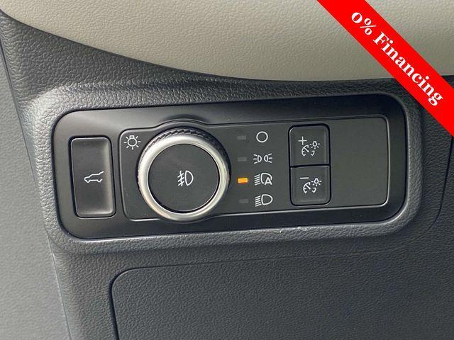 new 2025 Ford Explorer car, priced at $35,984
