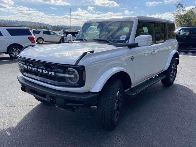 new 2024 Ford Bronco car, priced at $52,748