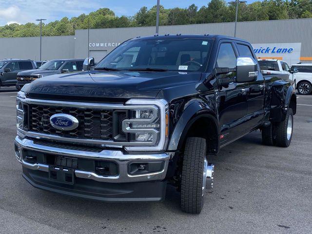 new 2025 Ford F-450 car, priced at $103,285