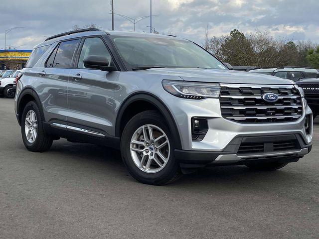 new 2025 Ford Explorer car, priced at $39,448