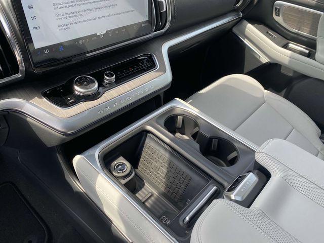 new 2025 Ford Expedition Max car, priced at $88,990